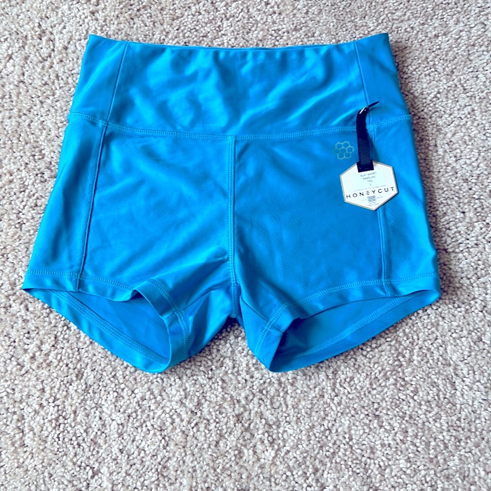 NWT Honeycut Slay dance short